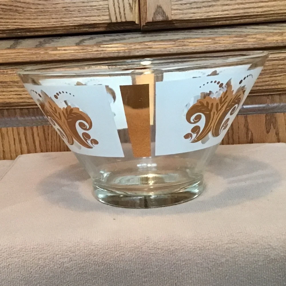 -Vintage Mid Century Fleur De Lis Motif Bowl - Picture 1 of 8